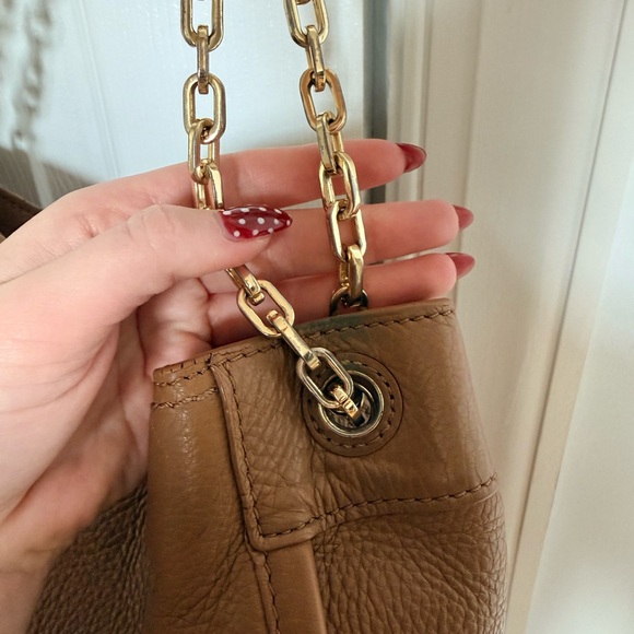 Tory Burch Tan Leather Shoulder Bag Set - Picture 5 of 11